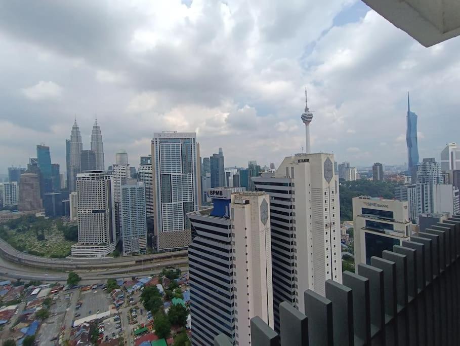 Cl 30A Super Kl View Infinity Pool Klcc Apartment Kuala Lumpur Exterior foto